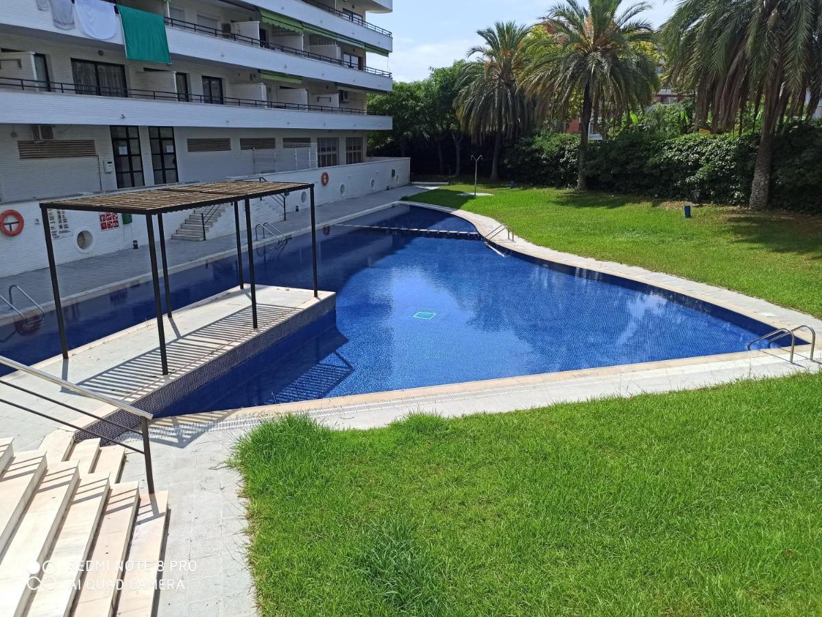 Apartaments Familiar Cerca Port Aventura 살루 외부 사진